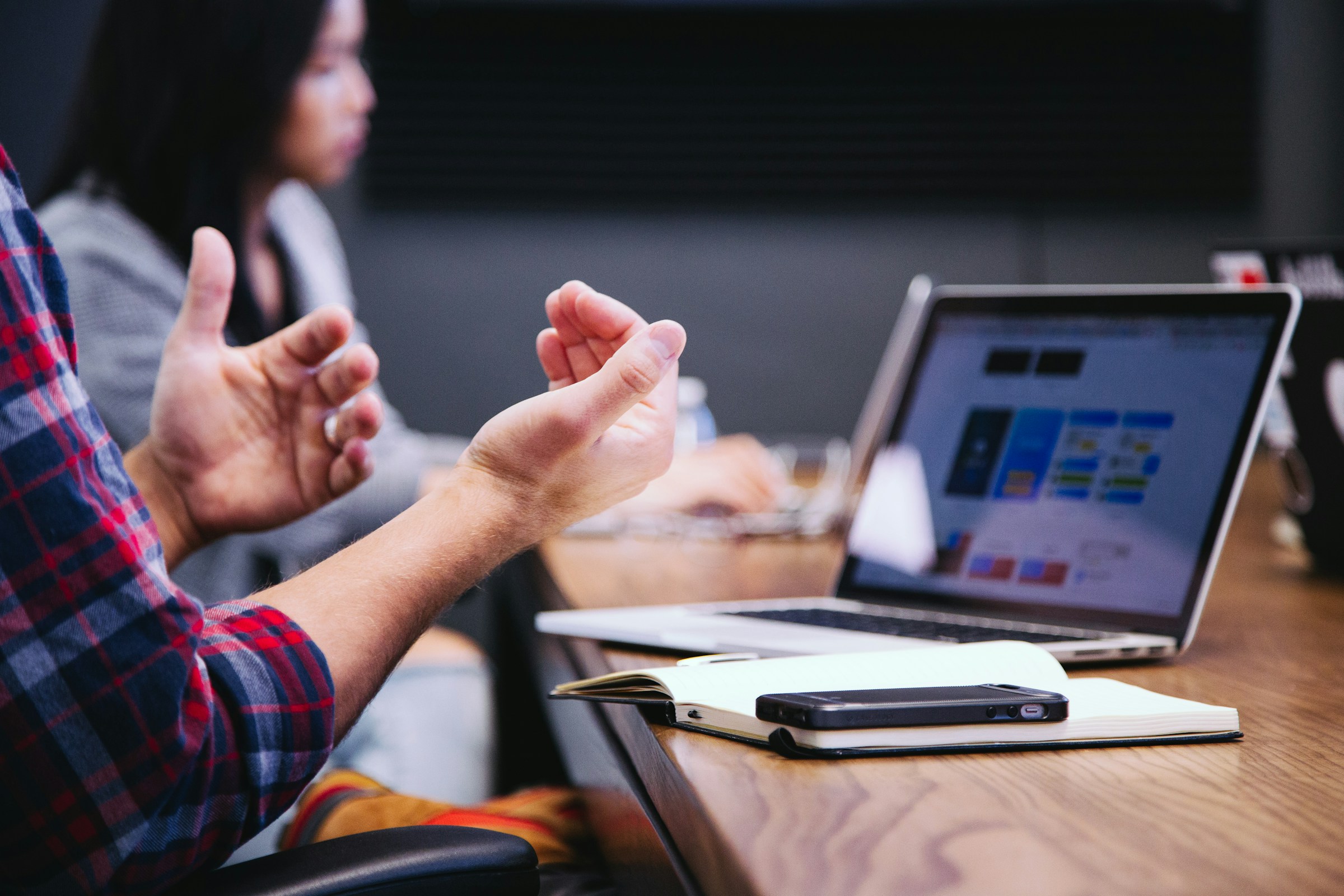 Hiring at Speed: How Fast-Growing Teams Fill Roles Without Losing Candidate Quality